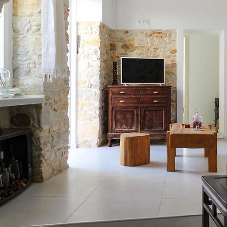Laina Traditional Guest House Aperathos Ngoại thất bức ảnh